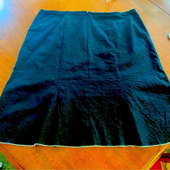 Embroidered A-Line Skirt, Linen Blend, Sz 11/L, EUC - Picture 2 of 5